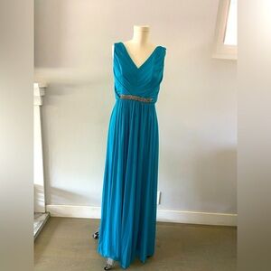 GORGEOUS Formal Dress